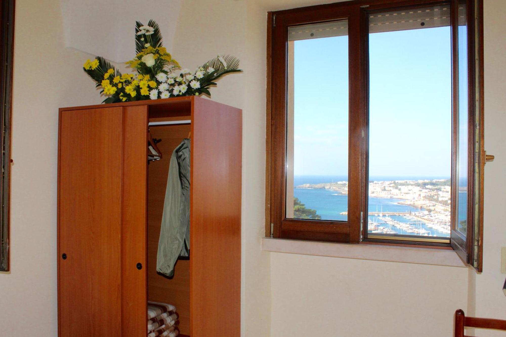 Albergo Del Santuario Santa Maria di Leuca Exterior photo